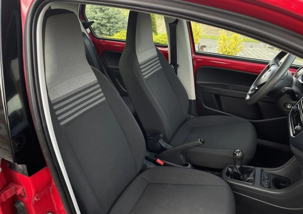 Volkswagen up! cena 31900 przebieg: 36000, rok produkcji 2018 z Poddębice małe 379
